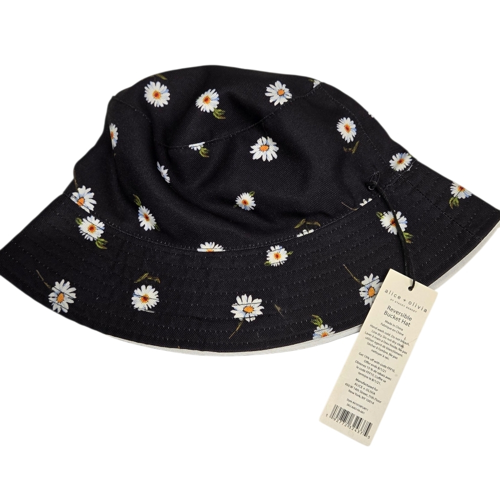 NWT‎ Alice + Olivia Rebersible Bucket Hst